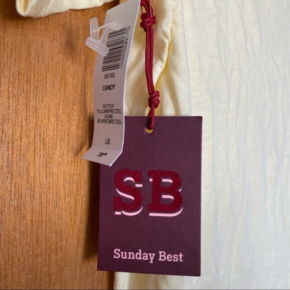 Aritzia Sunday Best Pretzel Tee - Picture 5 of 5